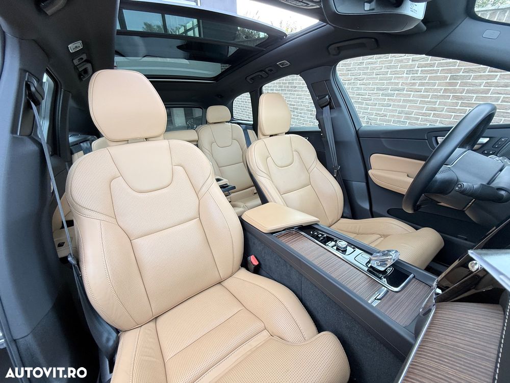 Volvo XC 60 T6 AWD Recharge Geartronic Inscription Expression - 23