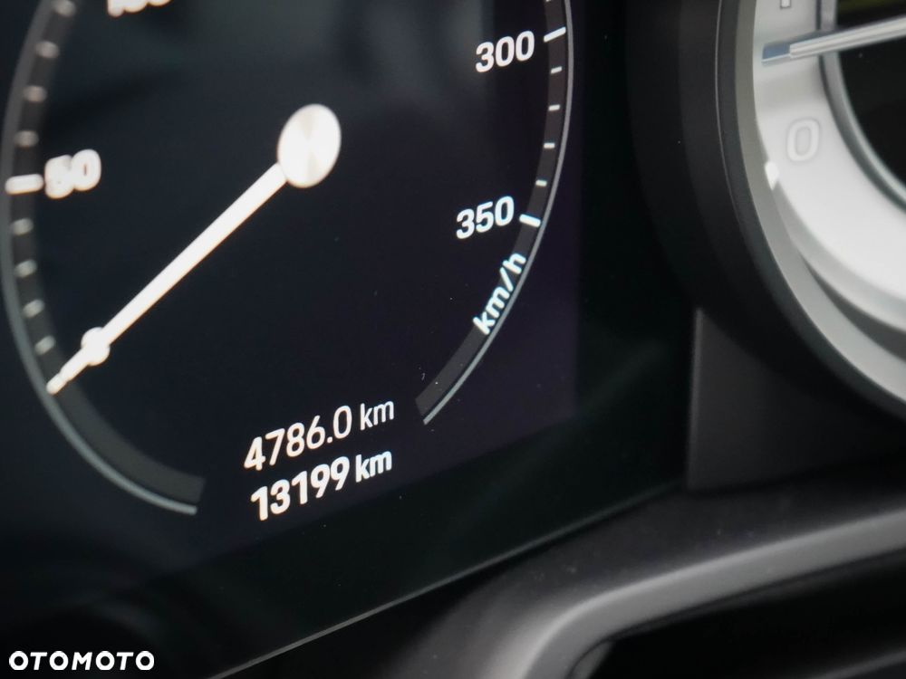 Porsche 911 Turbo - 19