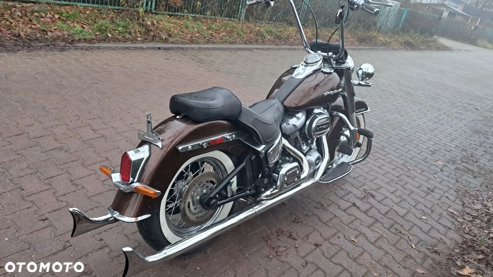 Harley-Davidson Softail Deluxe - 6