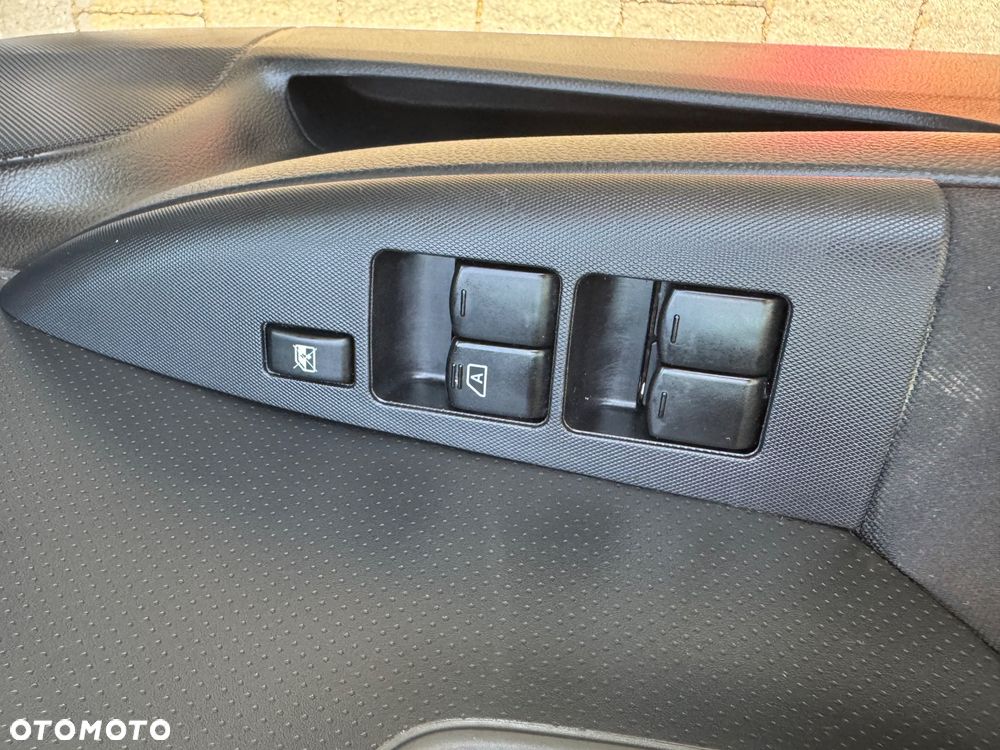Nissan Note 1.4 Acenta EU5 - 10