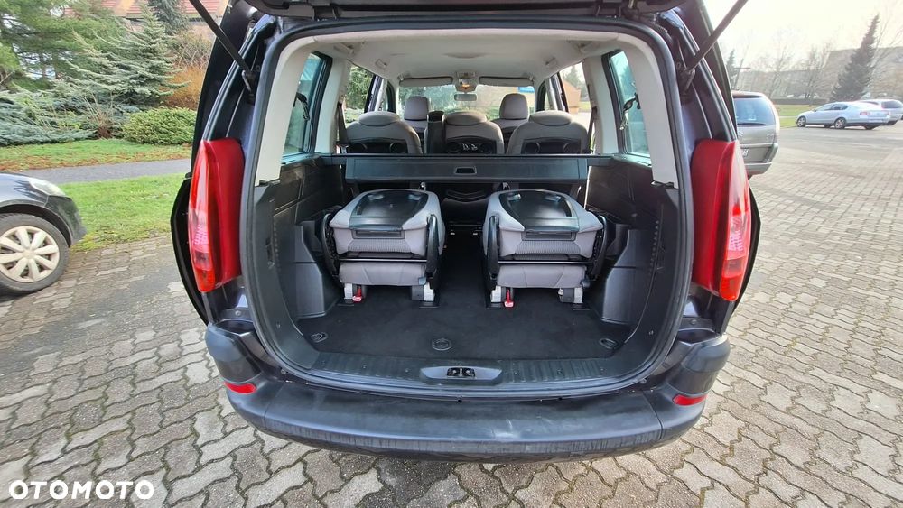 Peugeot 807 2.0 HDi Trendy - 16