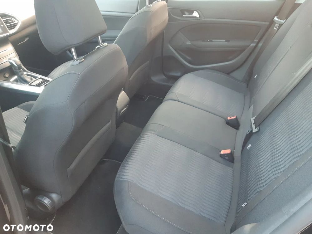 Peugeot 308 SW BlueHDi 150 Automatik Stop & Start Niveau 2 Business-Line - 9