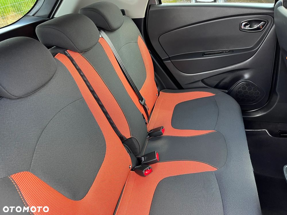 Renault Captur - 32