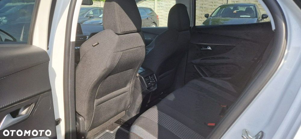 Peugeot 3008 - 19