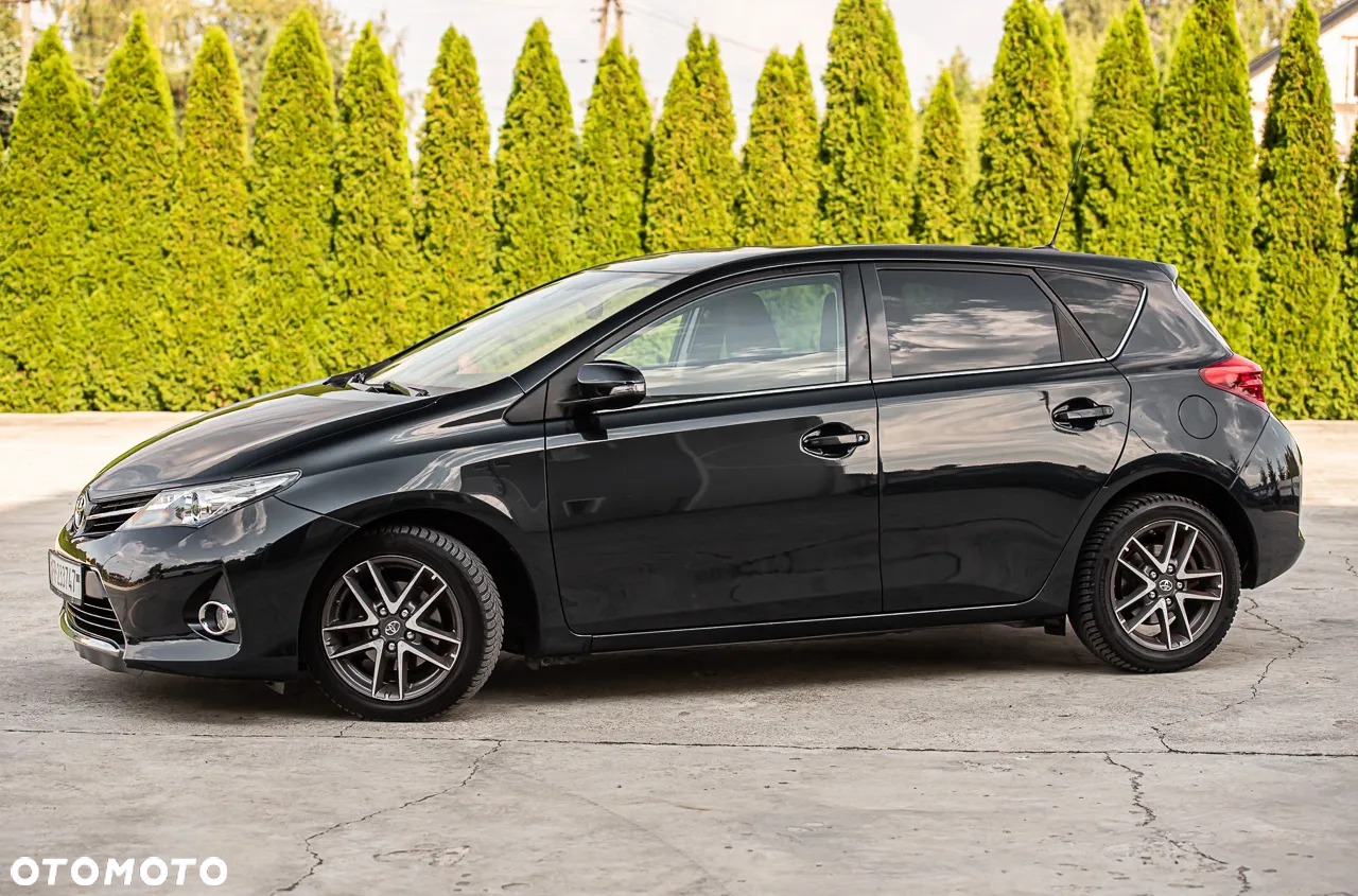 Toyota Auris 1.6 Premium Comfort - 8