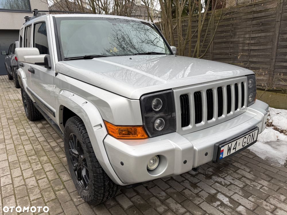 Jeep Commander 5.7 V8 HEMI Automatik Overland - 1