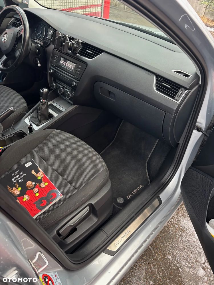 Skoda Octavia 1.6 TDI Active - 8