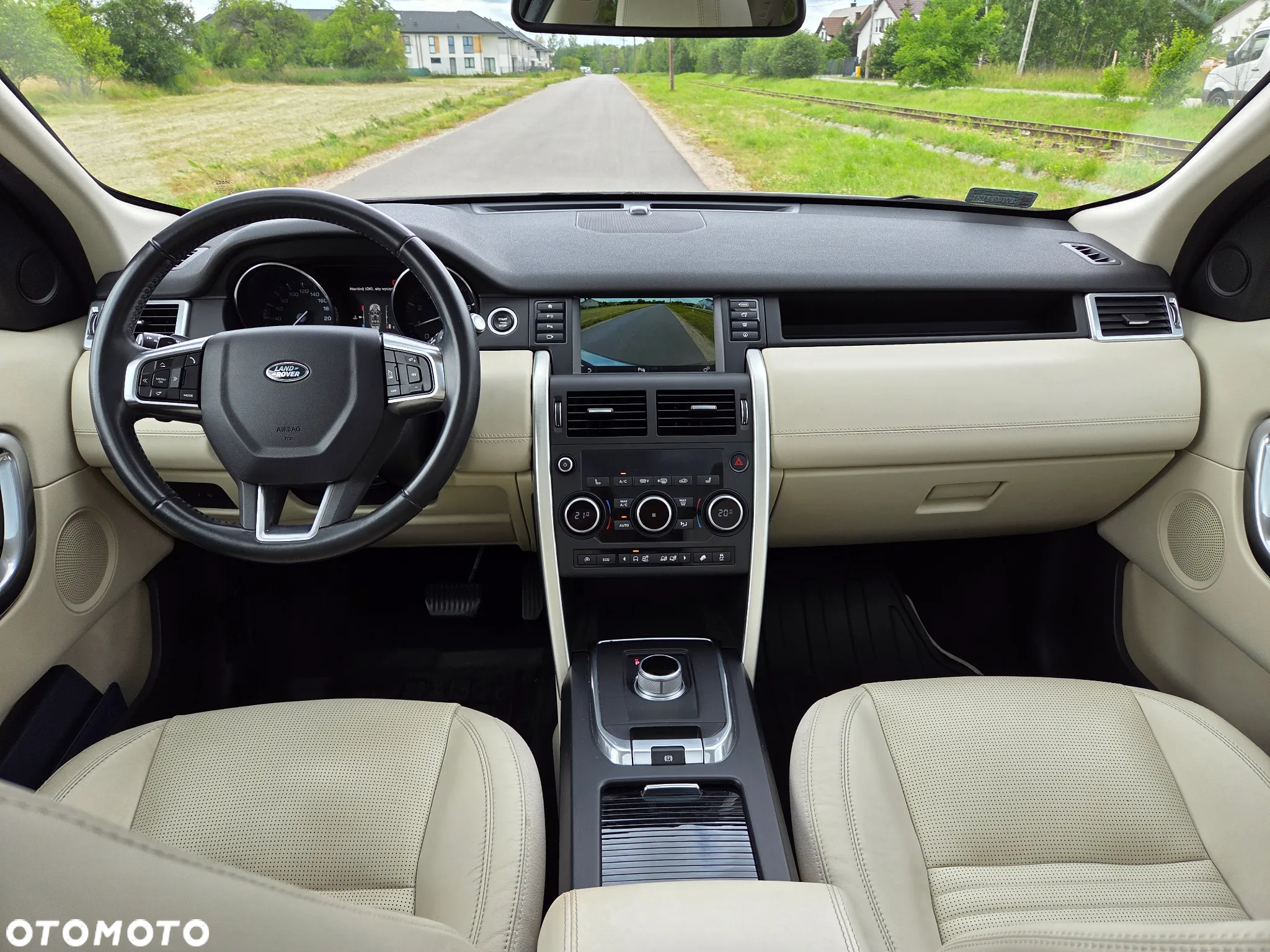 Land Rover Discovery Sport 2.0 Si4 HSE Luxury - 31