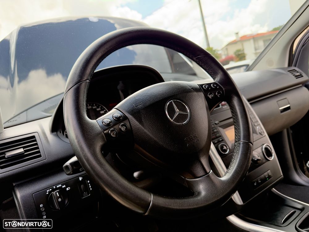 Mercedes-Benz A 160 BlueEFFICIENCY Avantgarde - 41