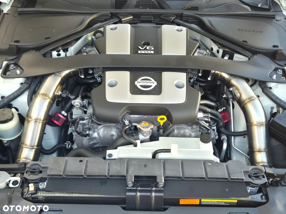 Nissan 370 Z ver-3-7-v6-gt-edition - 28
