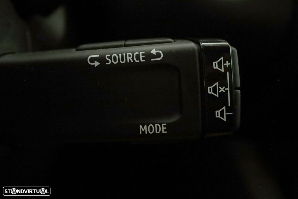 Renault Captur 1.0 TCe Techno Bi-Fuel - 17