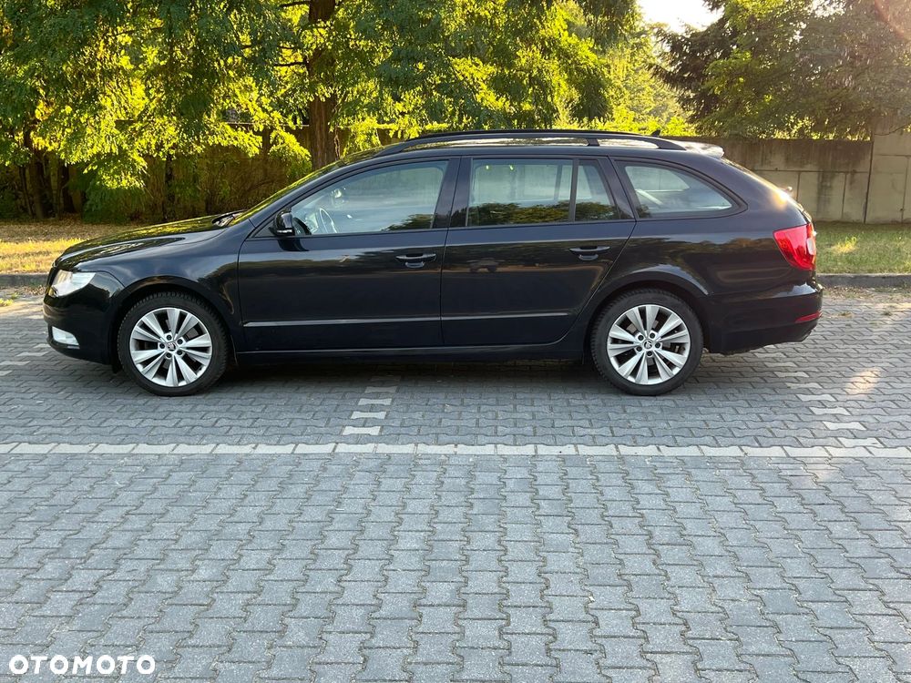Skoda Superb 2.0 TDI Active DSG - 12