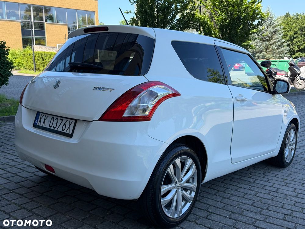 Suzuki Swift 1.2 Premium - 3