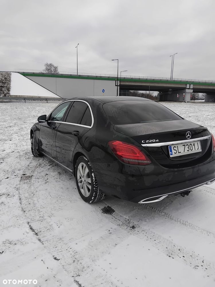 Mercedes-Benz Klasa C 220 d 9G-TRONIC Avantgarde - 3