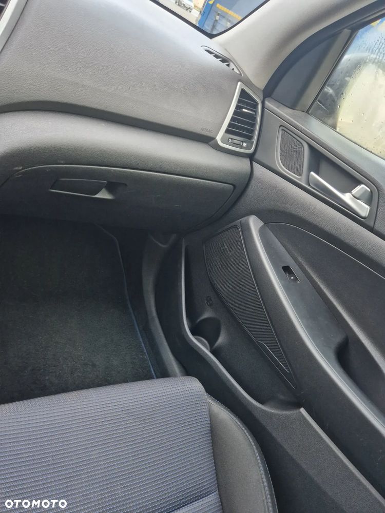 Hyundai Tucson 2.0 CRDI BlueDrive Comfort 2WD - 16