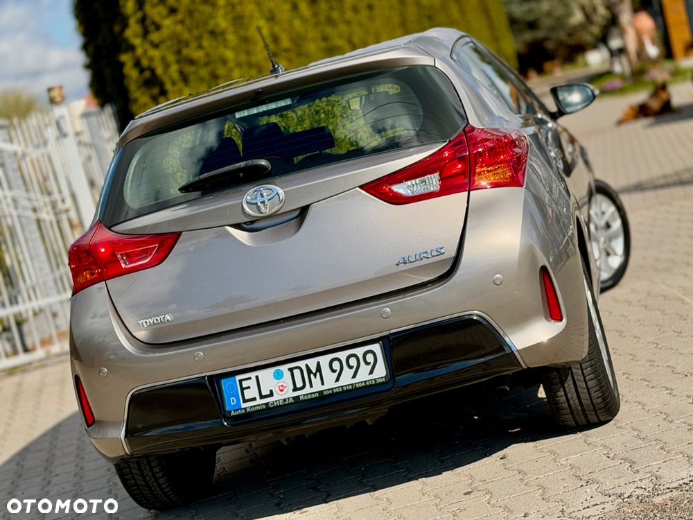 Toyota Auris 1.4 D-4D Life Plus - 3
