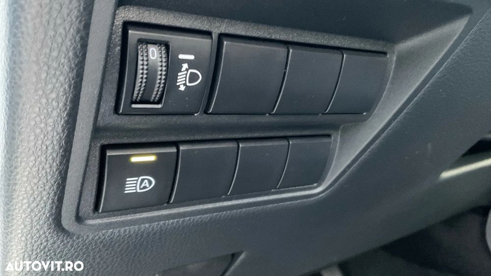 Toyota Yaris 1.5 VVT-i HSD Eco - 24