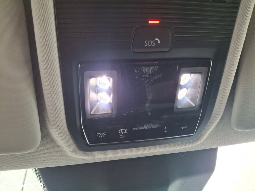 Volkswagen Caddy Maxi Cargo - 23