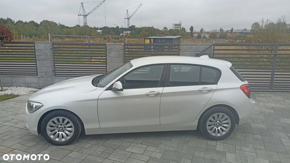 BMW Seria 1 116d - 6