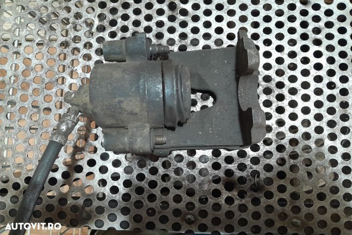 Etrier fata stanga Volkswagen VW Golf 5 [2003 - 2009] GT hatchback 5- - 3