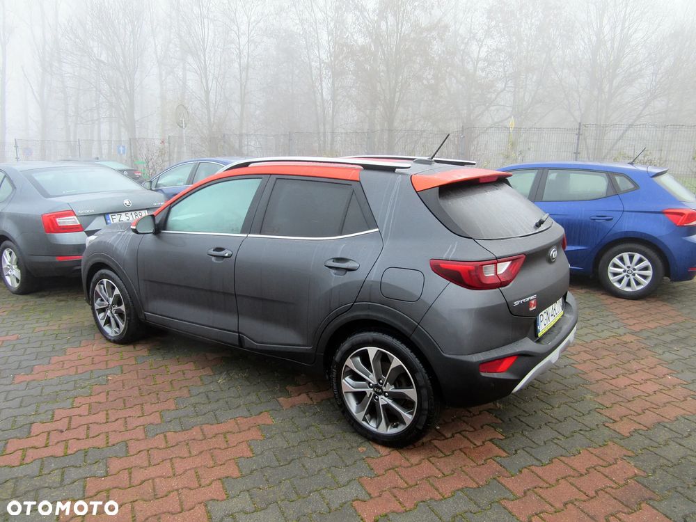 Kia Stonic 1.0 T-GDI L Business Line - 2