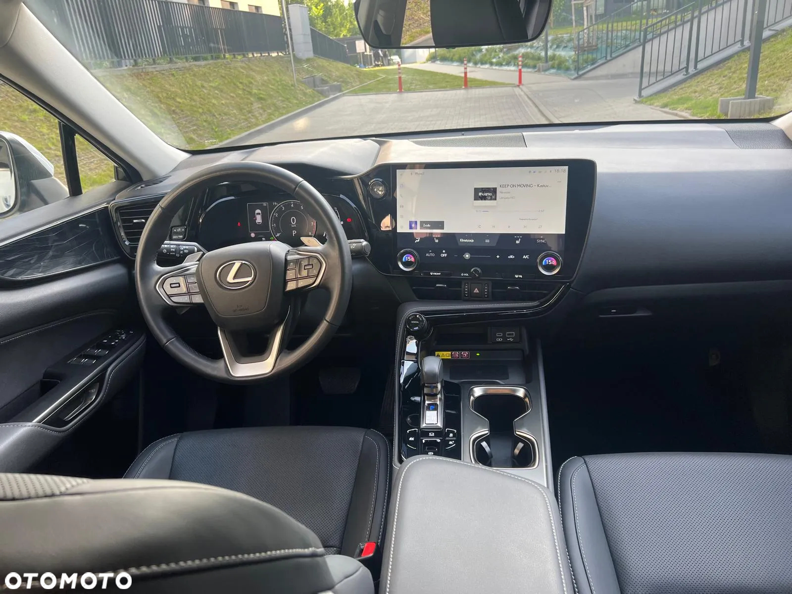 Lexus NX - 15