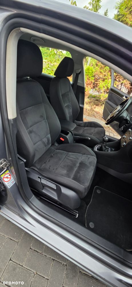 Volkswagen Golf 2.0 TDI DPF Comfortline 119 g - 33