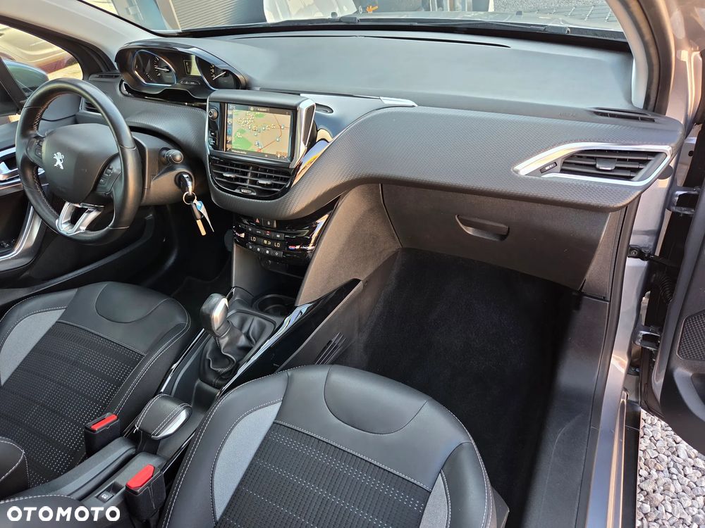Peugeot 2008 PureTech 110 Stop&Start Style - 14