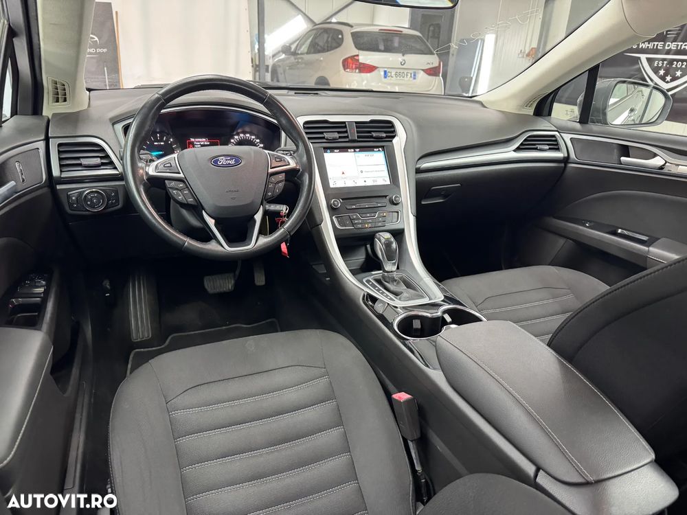 Ford Mondeo 2.0 TDCI Start-Stopp PowerShift-Aut Business Edition - 4