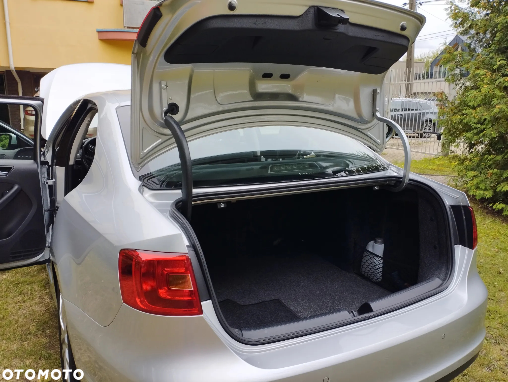 Volkswagen Jetta 1.6 TDI BMT Comfortline - 16