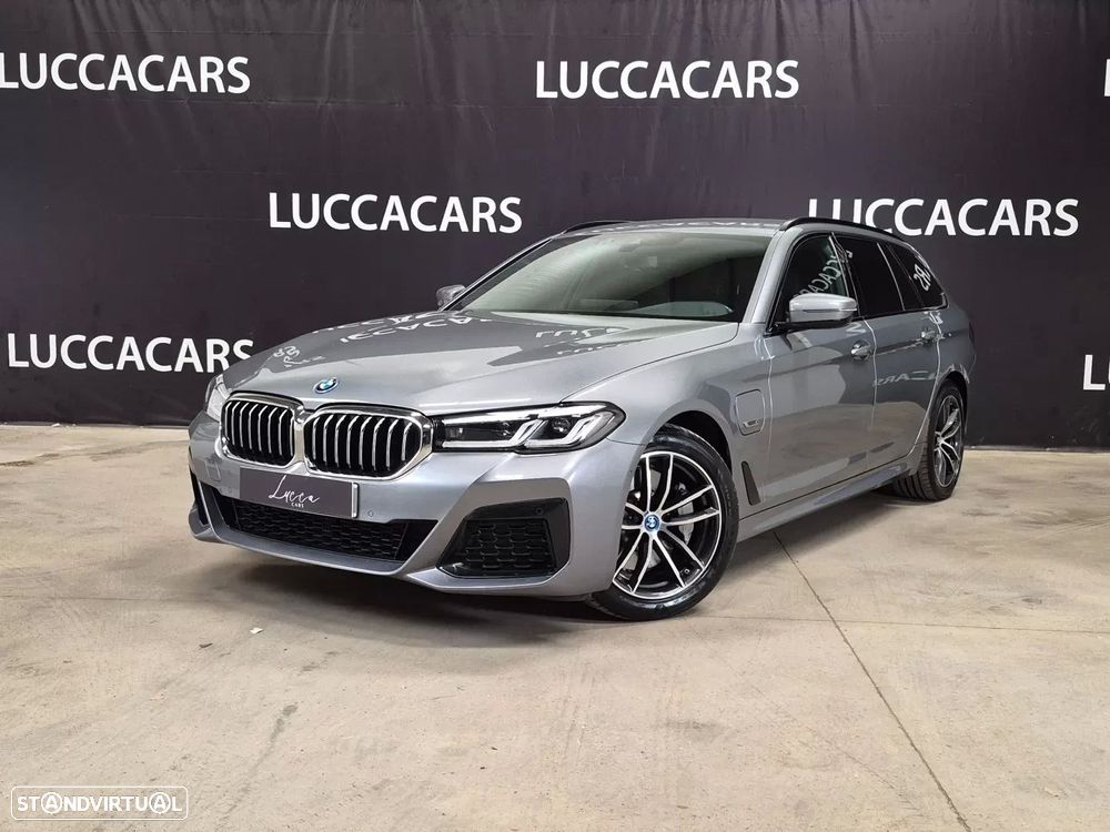 BMW 530 e Pack Desportivo M - 1