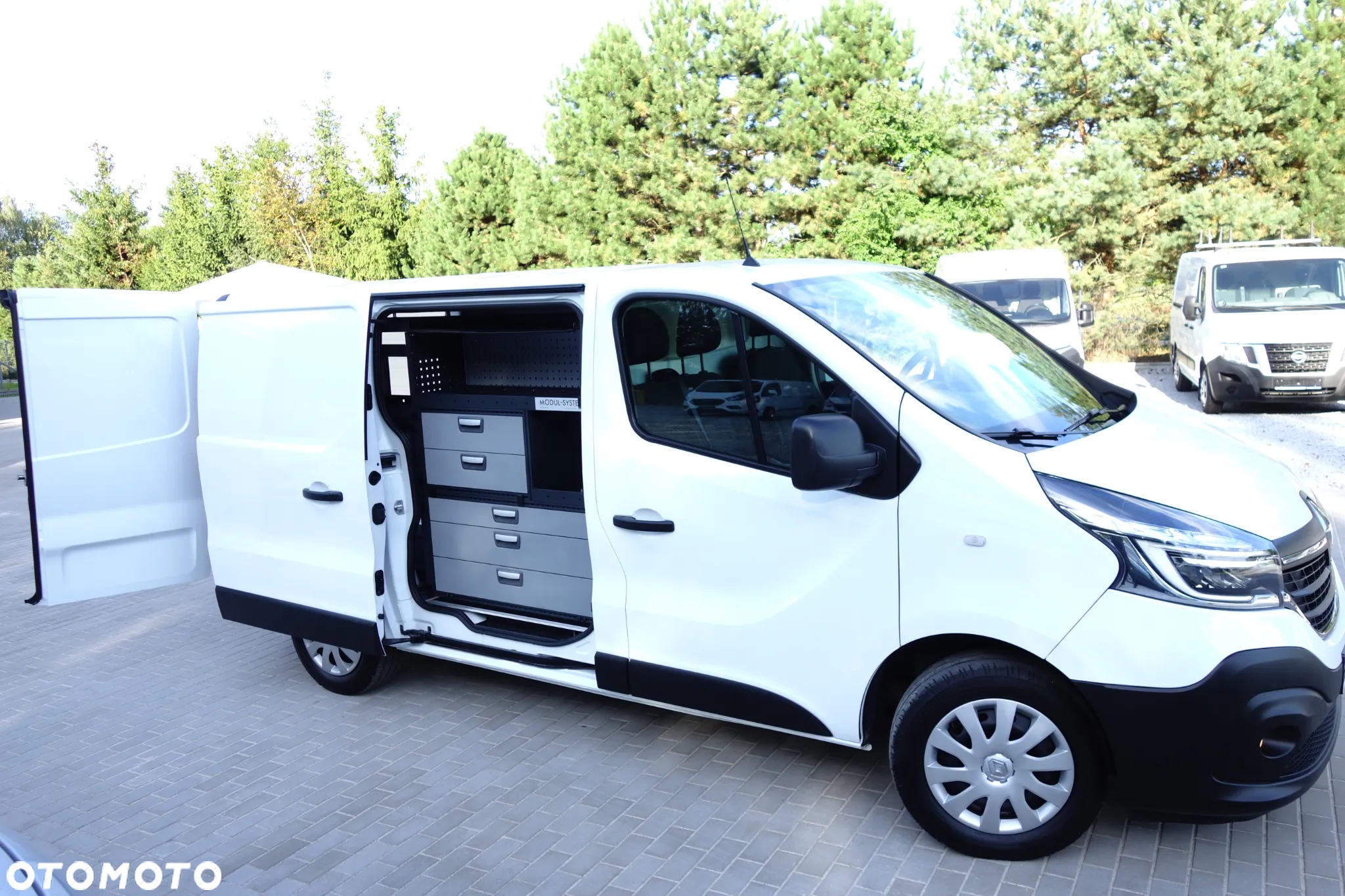 Renault Trafic 2.0 Dci 120 KM L1H1  Zabudowa Klima Webasto 2 x Drzwi Boczne - 17