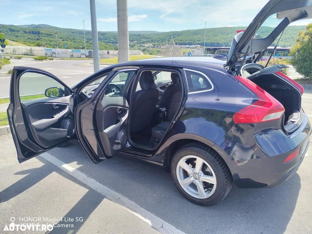 Volvo V40 D2 Basic - 13