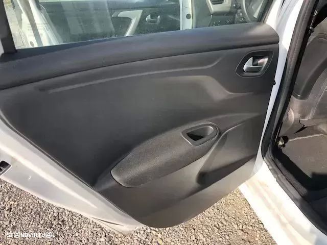 Citroën C-Elysée 1.6 BlueHDi Exclusive - 9