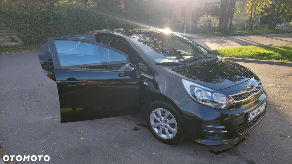 Kia Rio 1.2 M - 17