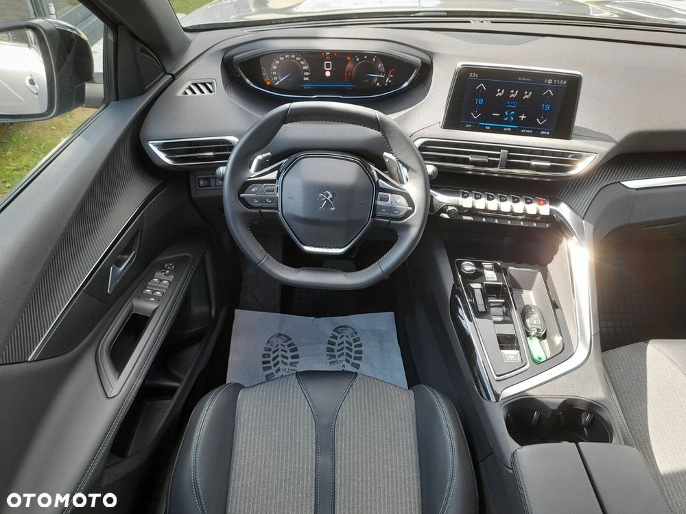 Peugeot 3008 1.2 PureTech Allure Pack S&S EAT8 - 20