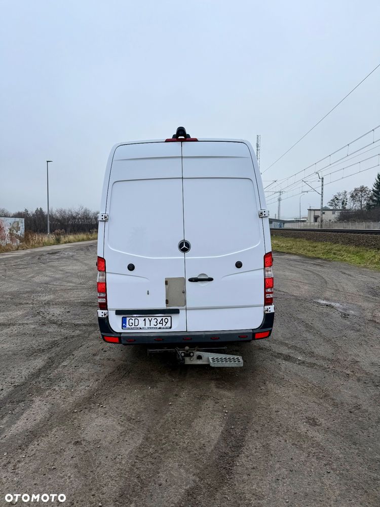 Mercedes-Benz Sprinter - 6