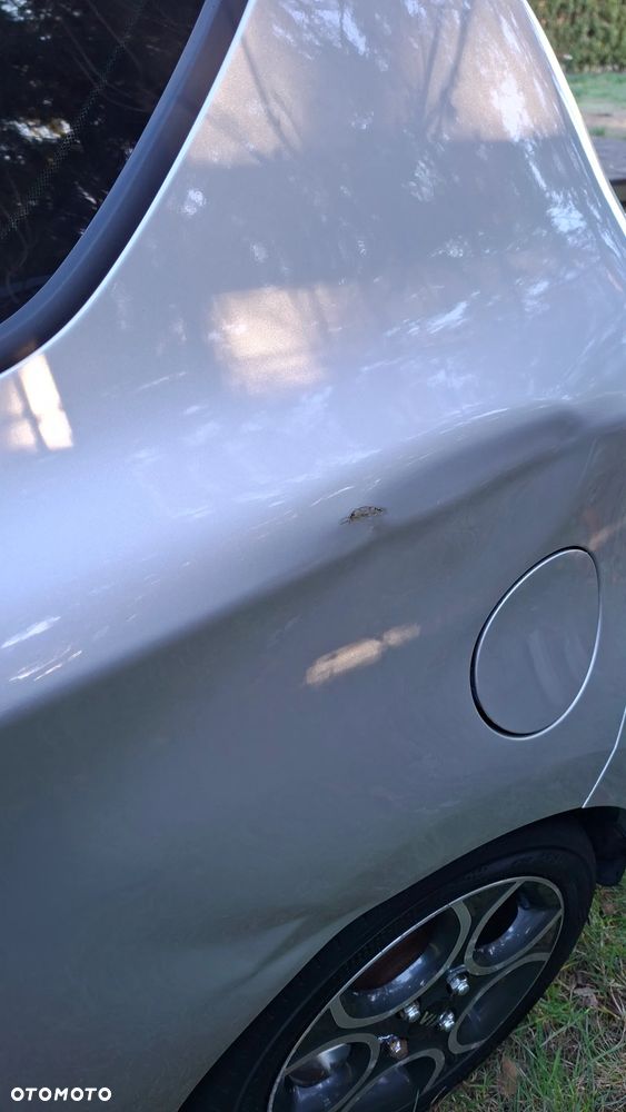 Kia Picanto 1.0 L - 24