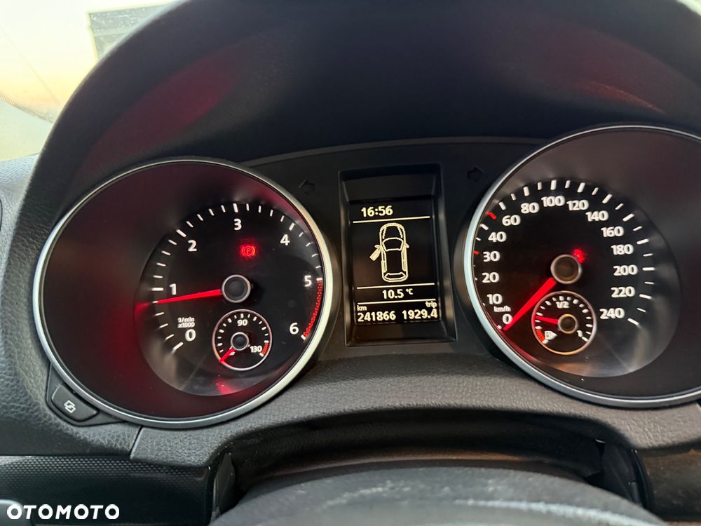 Volkswagen Golf 1.6 TDI DPF 4Motion Comfortline - 14