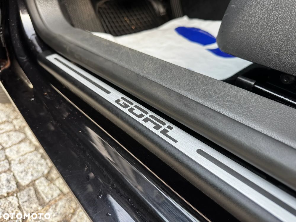 Volkswagen Golf 1.6 Goal - 23
