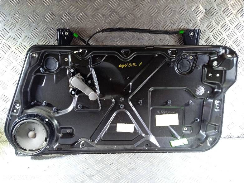 MECHANIZM SZYBY PRAWY PRZÓD VOLKSWAGEN NEW BEETLE