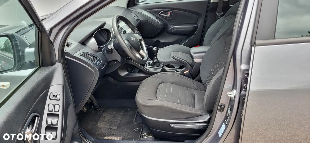 Hyundai Tucson blue 1.6 GDi 2WD Classic - 17