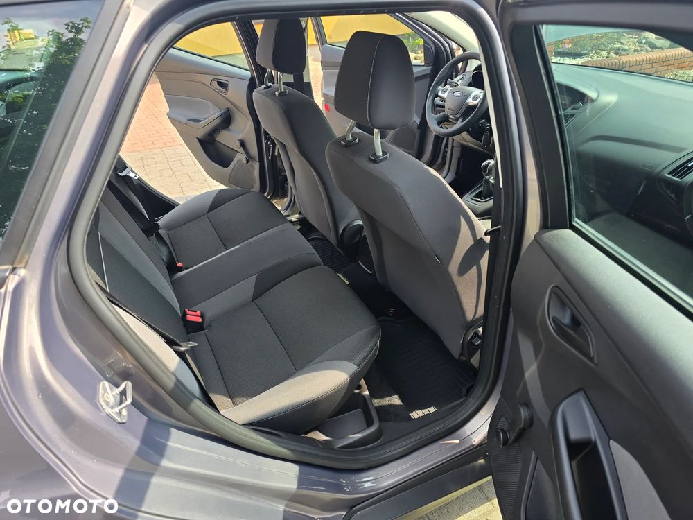 Ford Focus - 18
