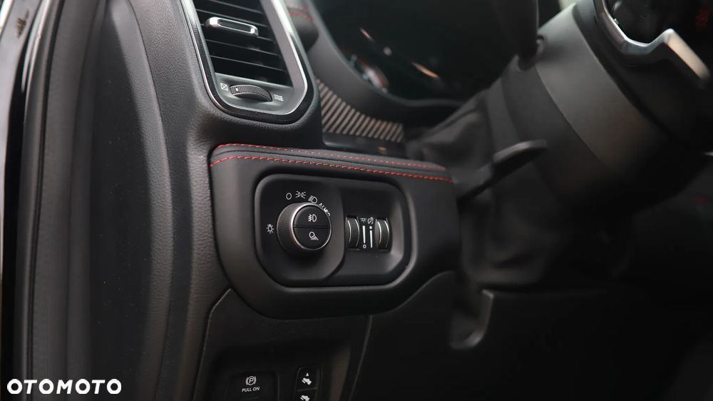 Dodge RAM TRX - 11