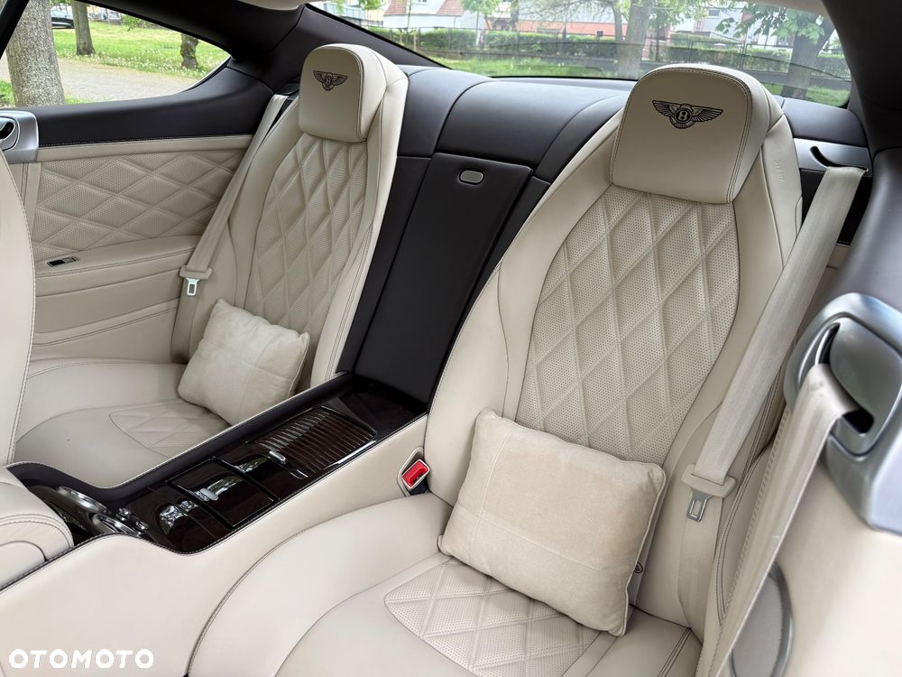 Bentley Continental GT W12 - 33