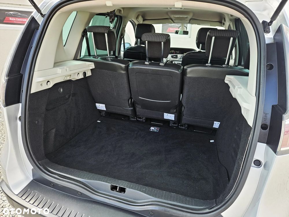 Renault Scenic 1.6 dCi Energy Limited - 13