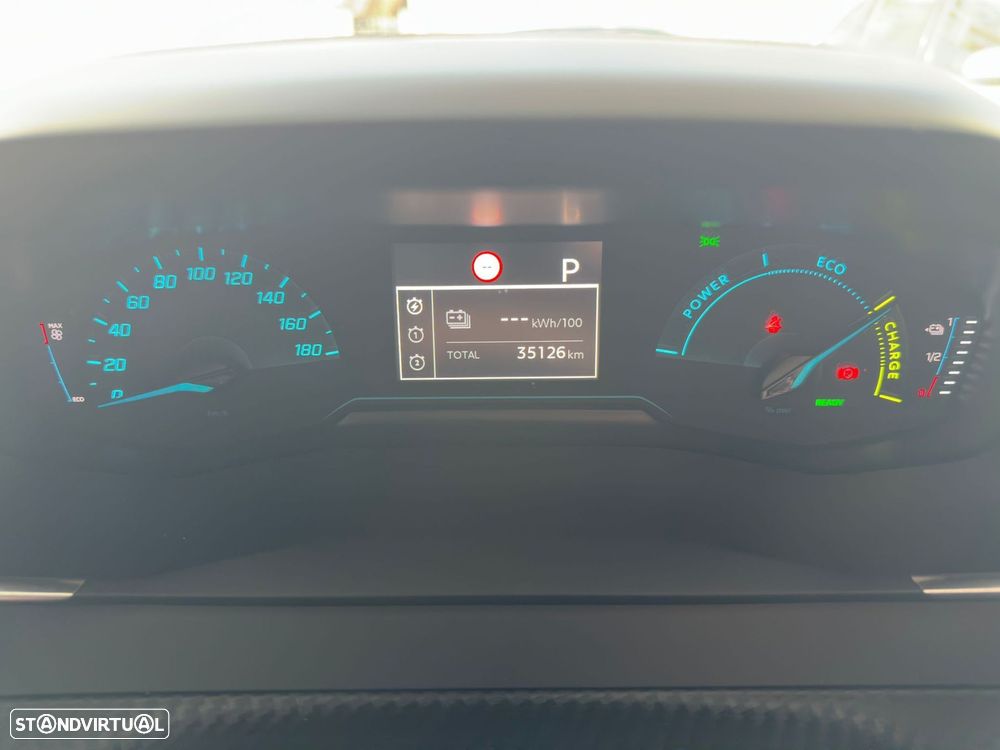 Peugeot e-2008 50 kWh Active Pack - 16