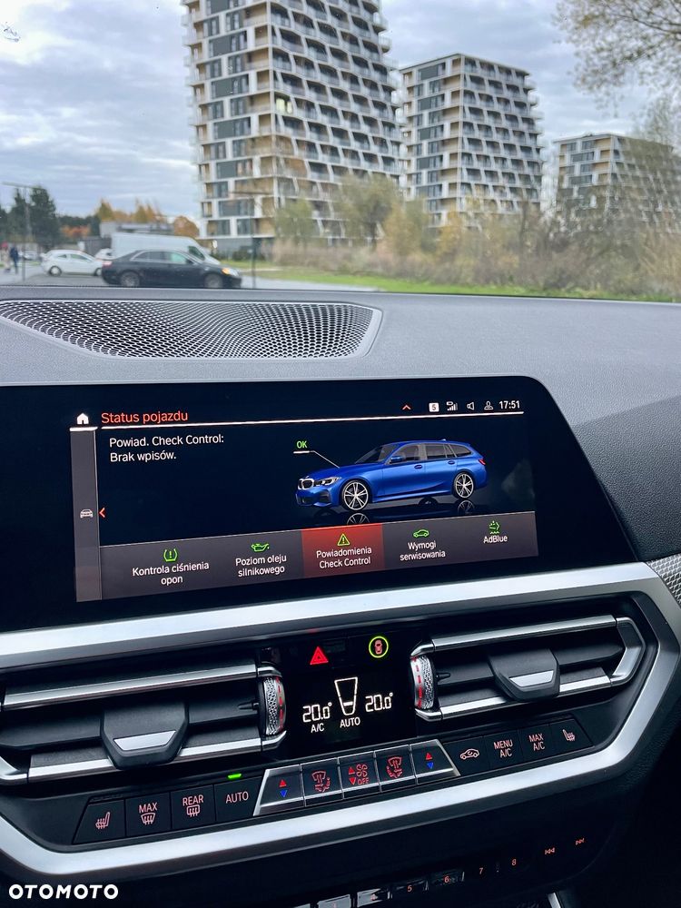 BMW Seria 3 320d M Sport - 33