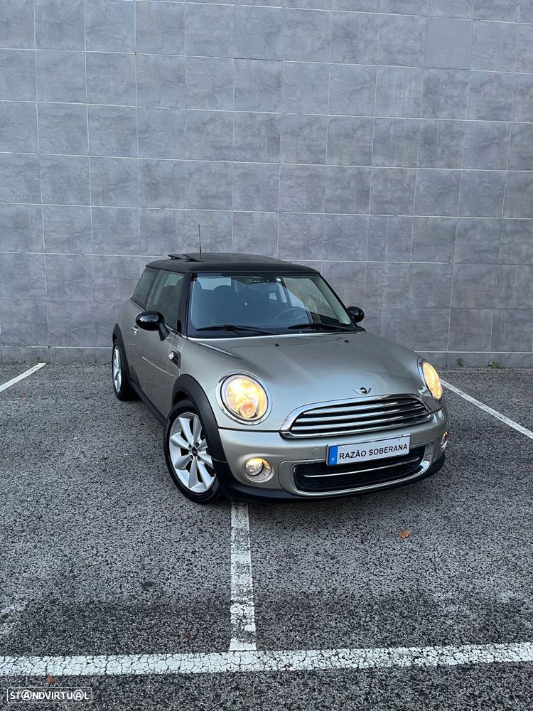 MINI 3 Portas Cooper D - 1