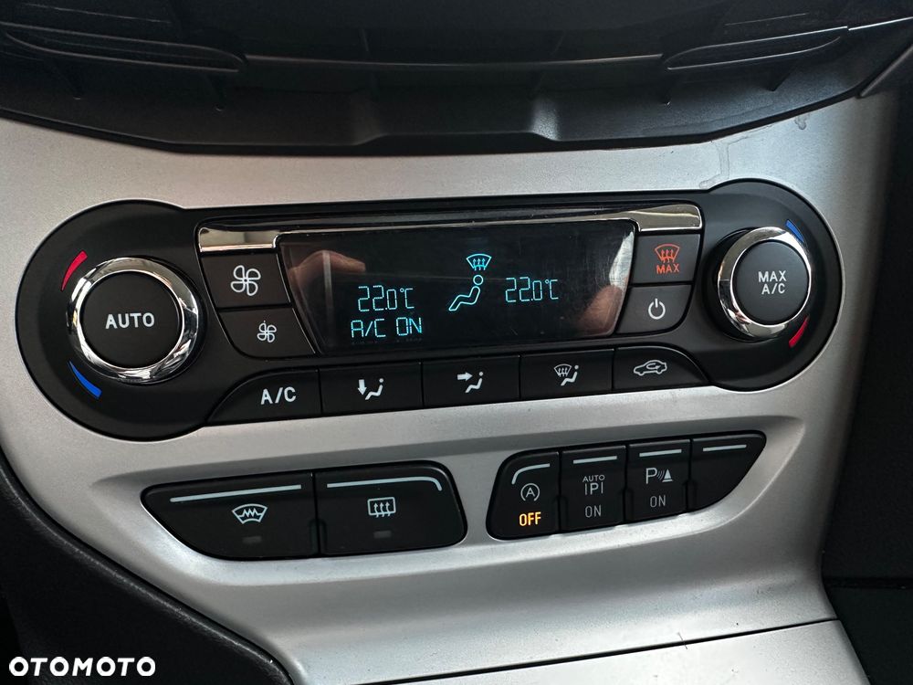 Ford Focus - 36